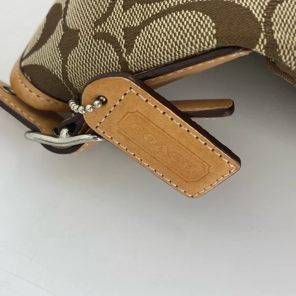 Coach Hampton Signature Tan Khaki 6091 Shoulder Handbag Purse - Picture 10 of 11